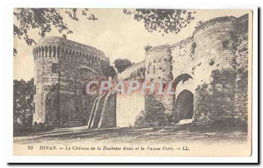 Dinan — Le Château de la Duchesse Anne et la Fausse Porte — LL.