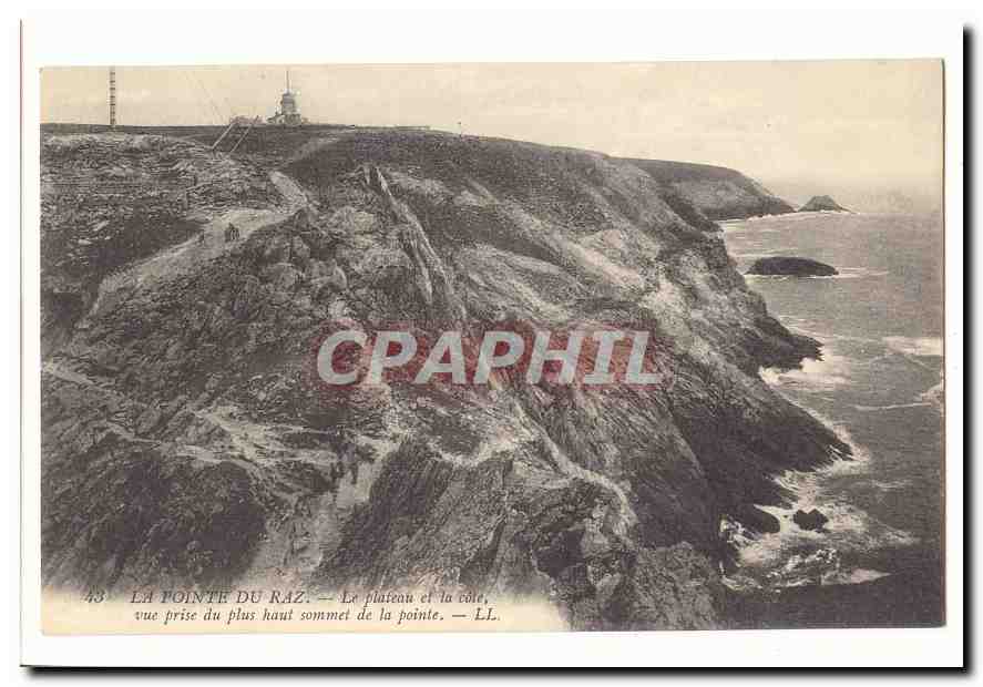 Pointe du Raz CPA Le plateau et la cote vue prise du plus haut sommet de la pointe