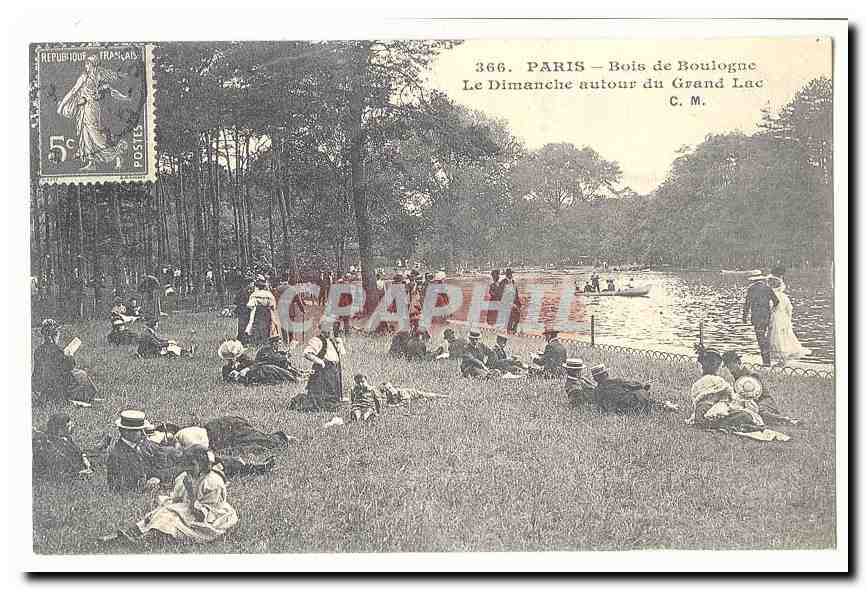 Paris CPA Bois de Boulogne Le dimanche autour du Grand LAc (reproduction)