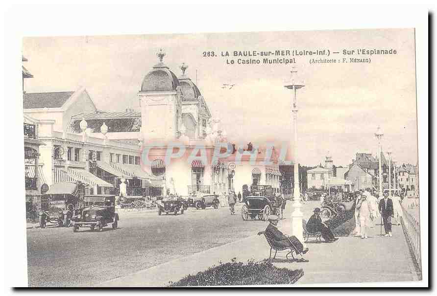 La Baule sur Mer CPA Sur l'esplanade Le casino municipal (reproduction)