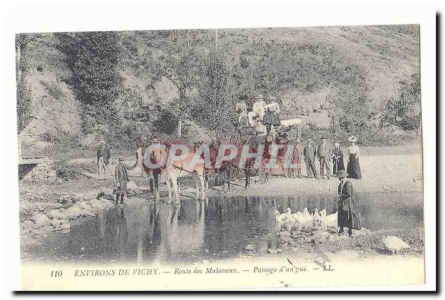 Environs de Vichy CPA Route des Malavaux Passage d'un gue (reproduction)