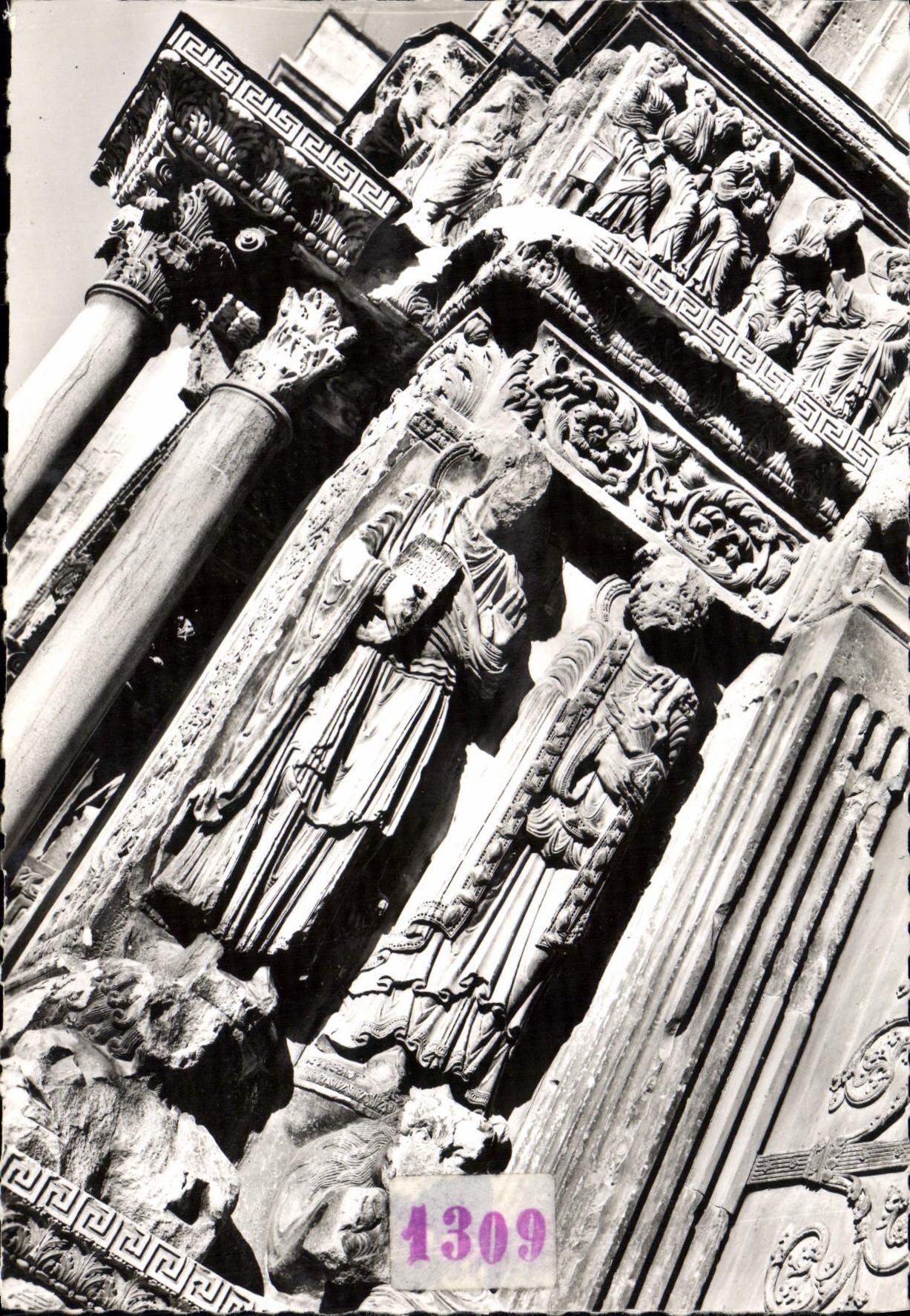 Saint Gilles (Gard) — Église Abbatiale (12e siècle) — Éditions Lumière - Lyon, n° 157