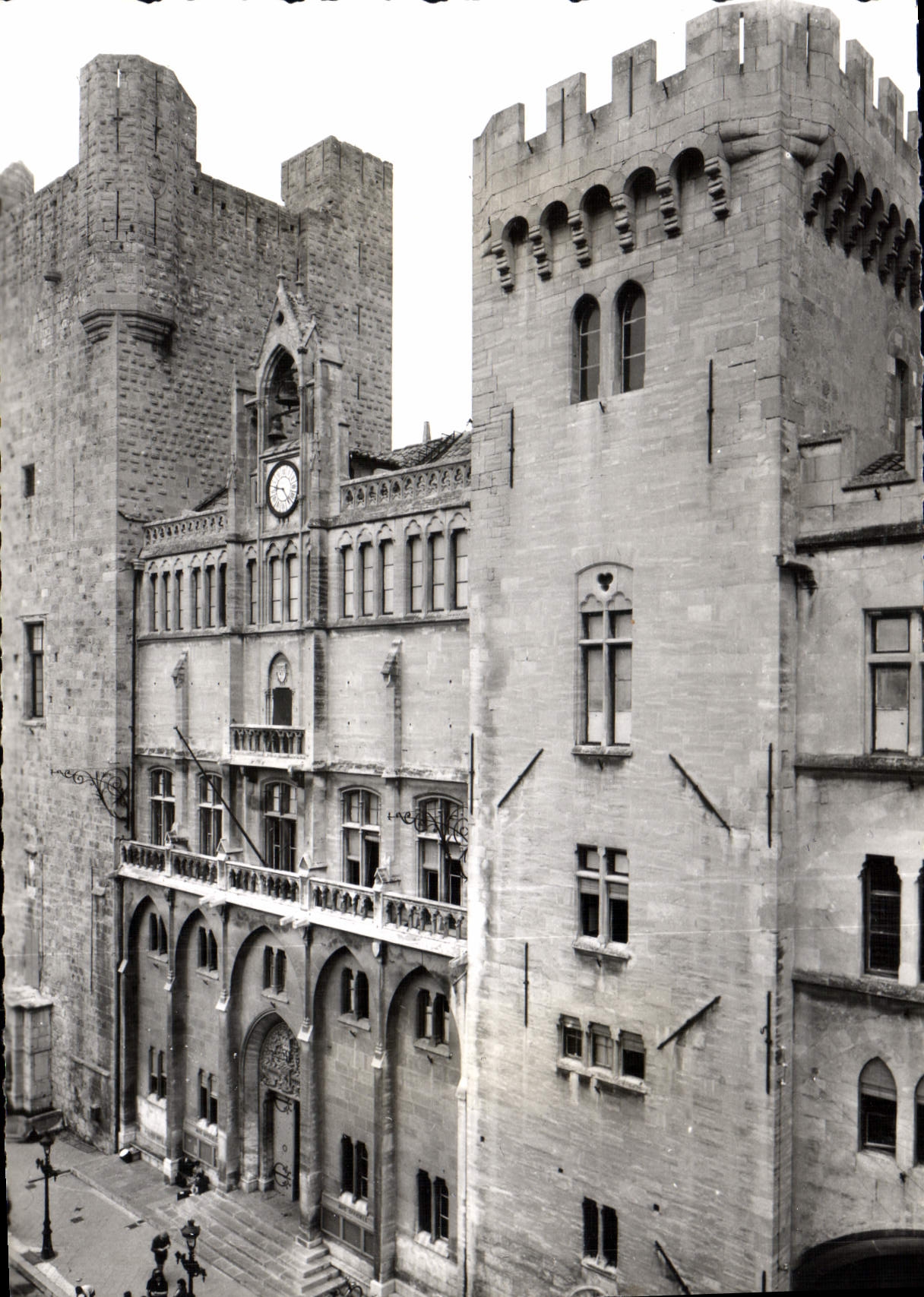 NARBONNE (Aude) — L'Hôtel de Ville — Collection Narbonne