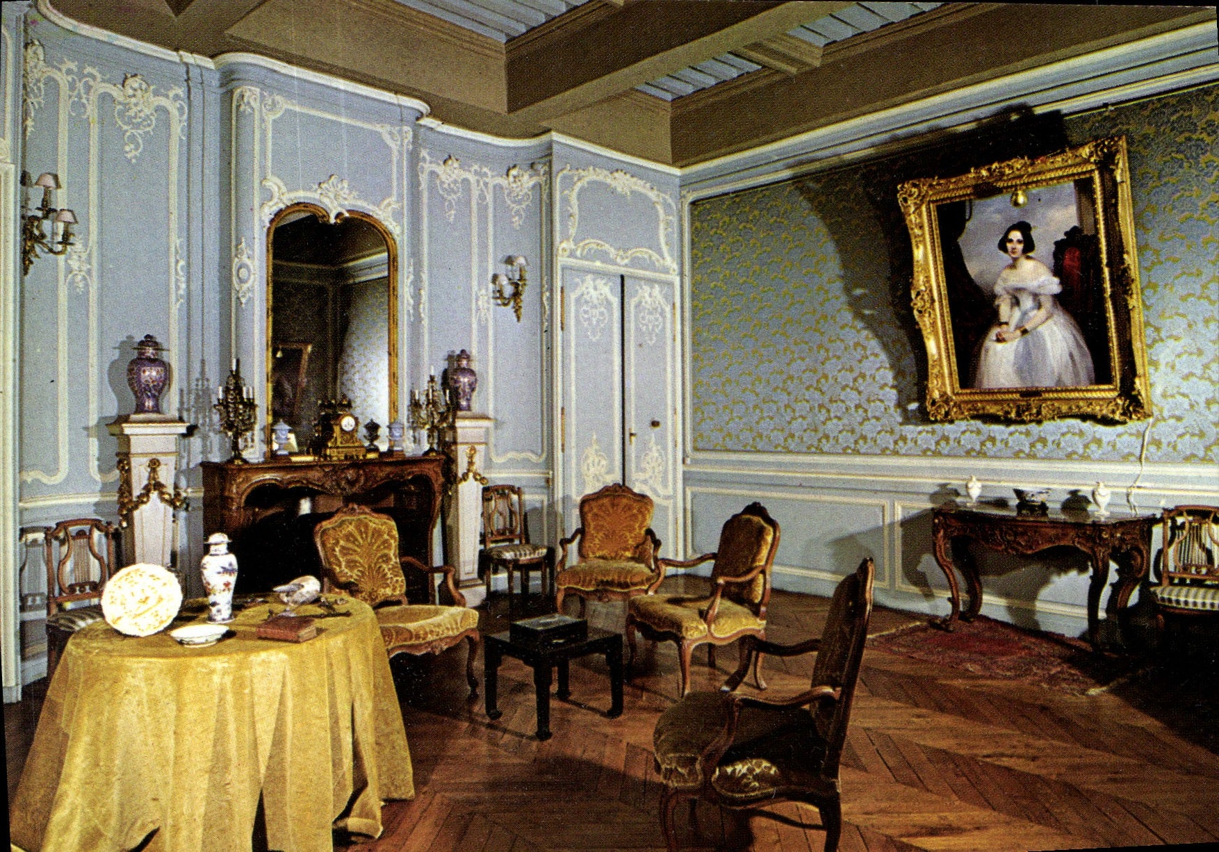 Château de Fléchère — Petit salon Louis XV — Édition Perichon-Meslay