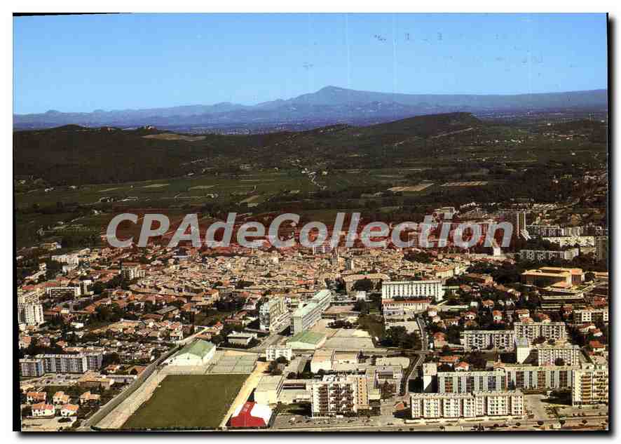 CPM Bagnols Sur Ceze Vue Aerienne En Arriere Plan Le Mont Ventoux