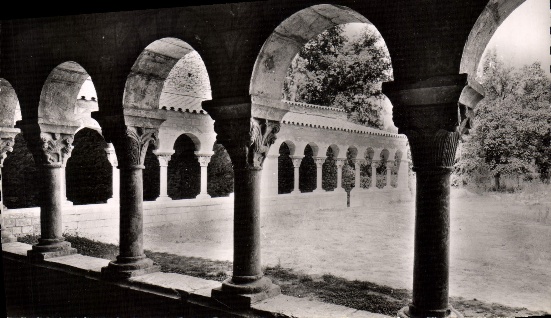 CPM Saint Michel De Cuxa Le Cloitre