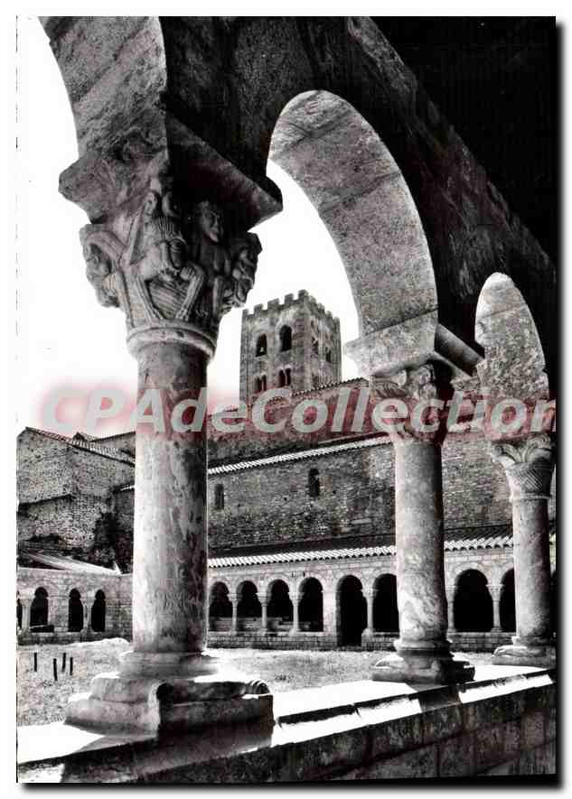 CPM Abbaye De Saint Michel De Cuxa L'Interieur du Cloitre