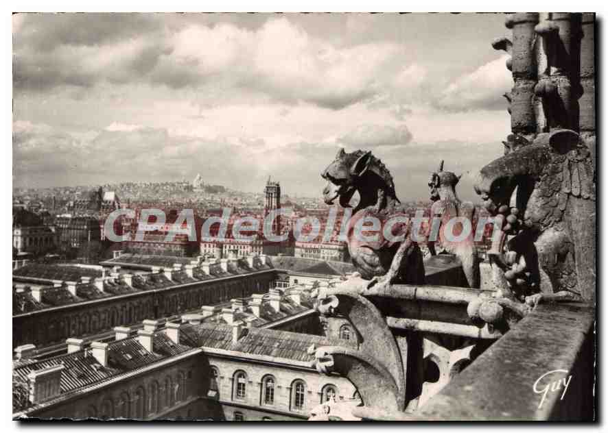 Paris et ses merveilles — Chimères de la cathédrale Notre-Dame et panorama vers la butte Montmartre — Éditions Véritabia