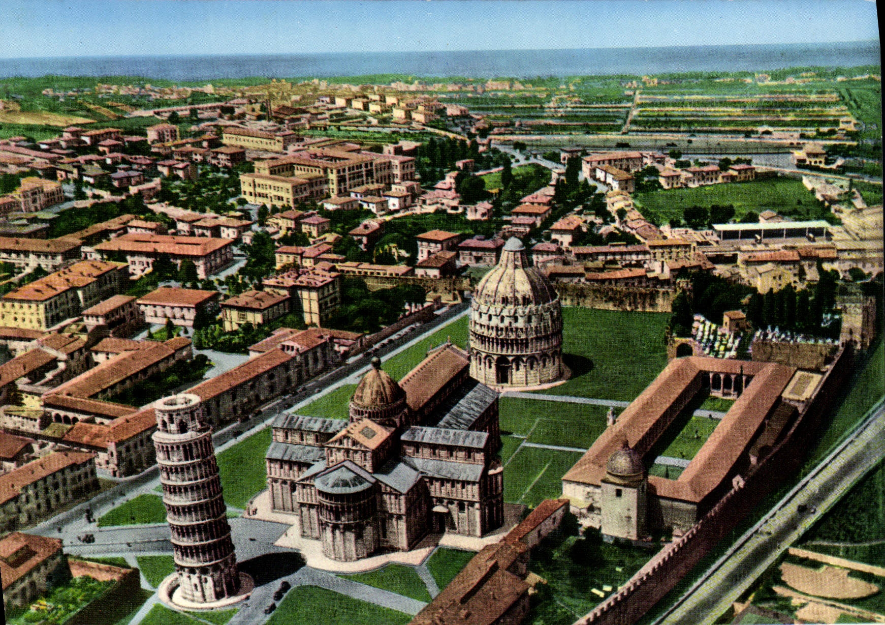 Pise — Vue aérienne — Photocolor Collection, n° 6881