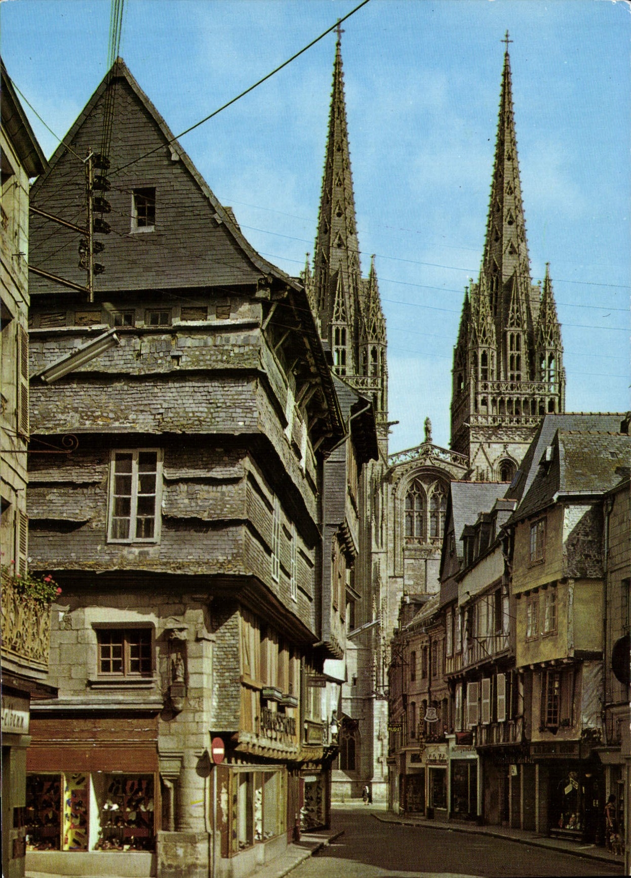 CPSM En Bretagne Quimper Les Vieilles Maisons De La Rue Kéréon