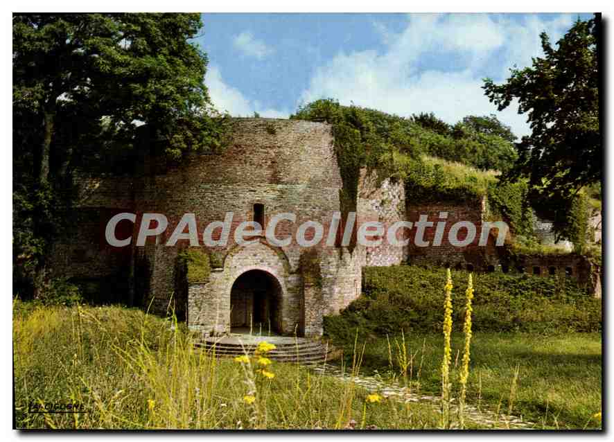 Château de Montreuil-sur-Mer — entrée du château — Éditions La Digoine