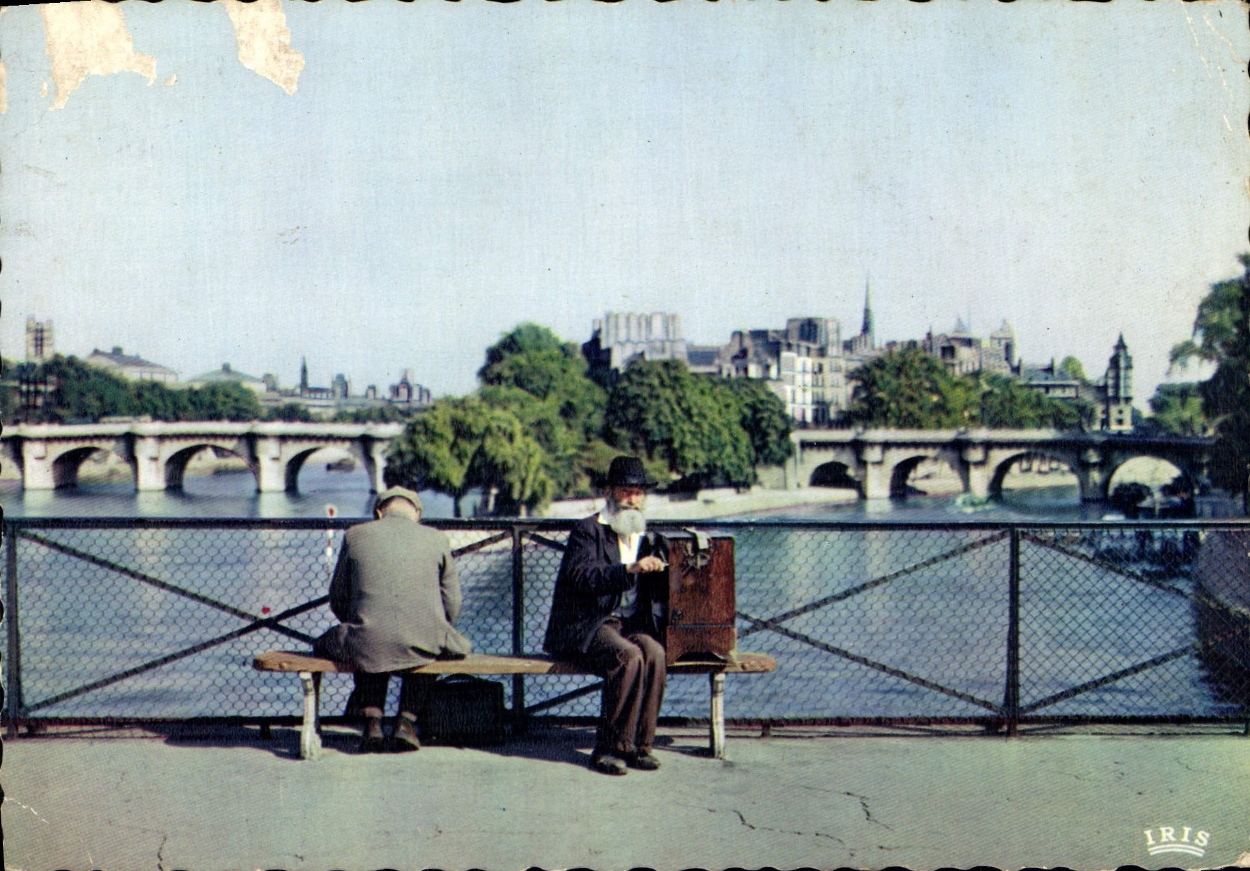 Le Pont Neuf — Joueur d'orgue — IRIS