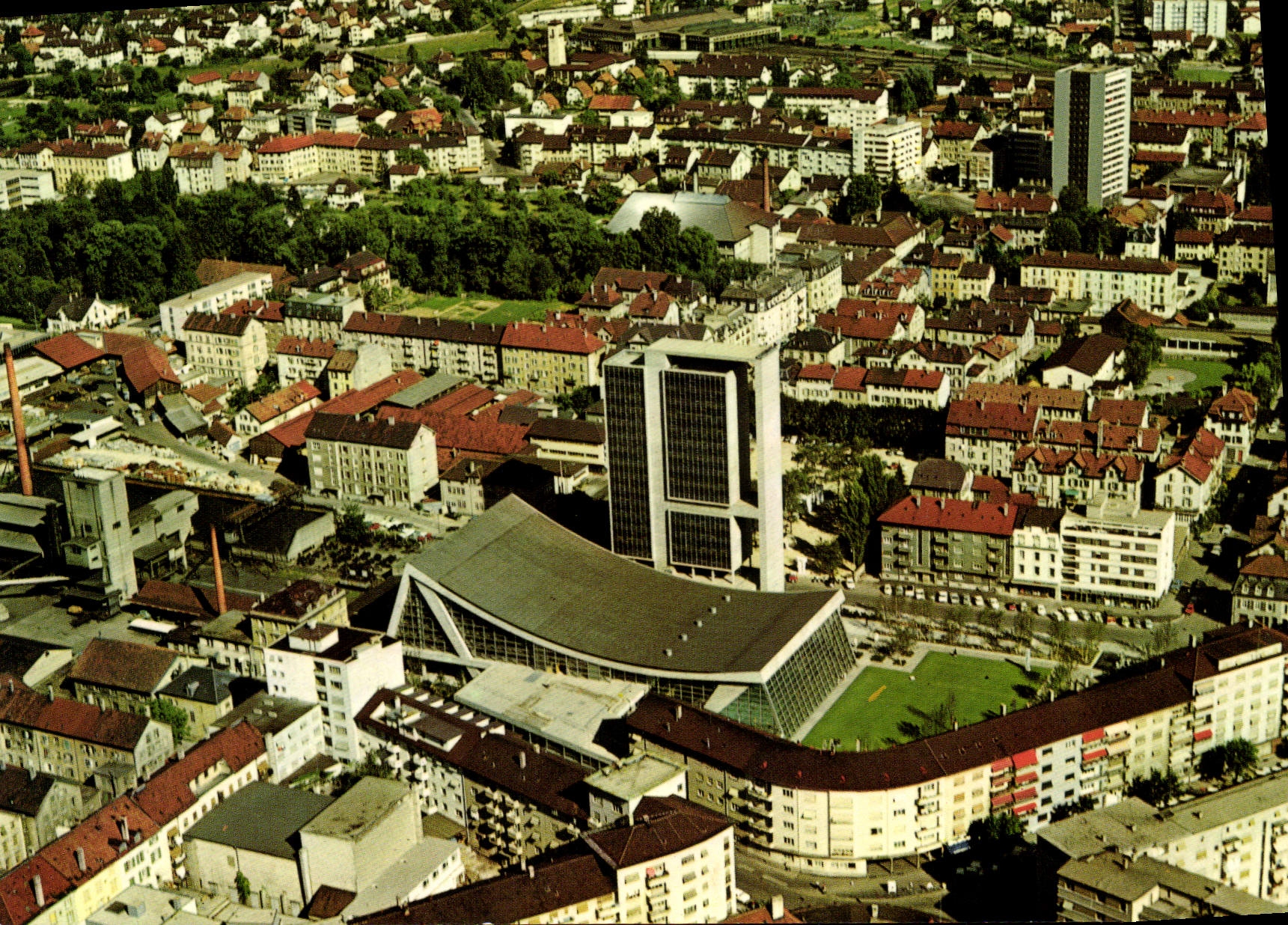 Vue aérienne de Biel/Bienne — éditeur Photoglob-Wehrli AG, Zurich, n° 4956 - Anverso