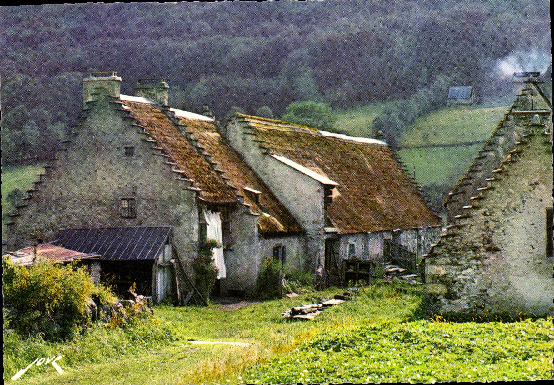Les Pyrénées — Vieille ferme typique Bigourdane — Édition Jove