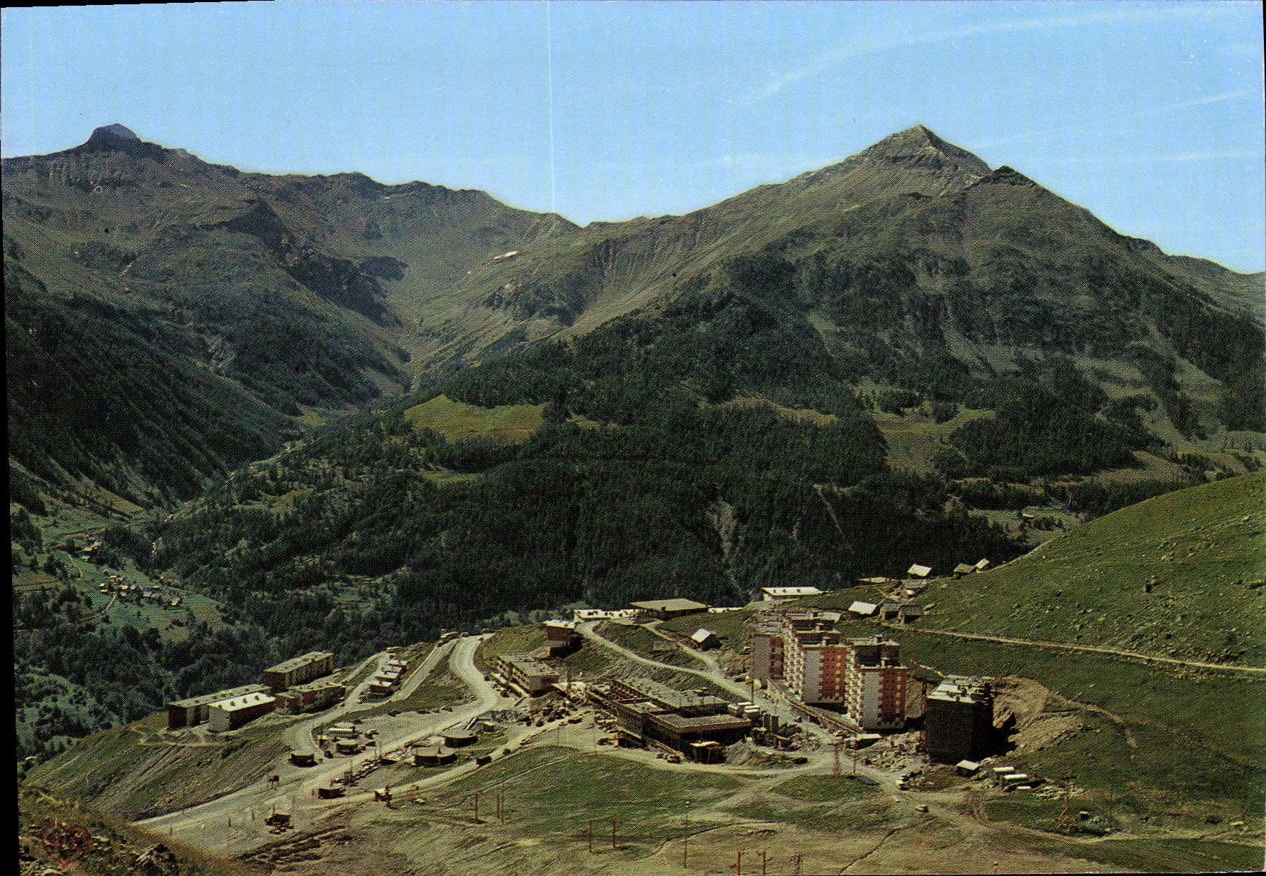 Massif du Champsaur — Station de Sports Hiver-Été avec les Autanes, Vallée d'Archinas — Éditions AS de Césale