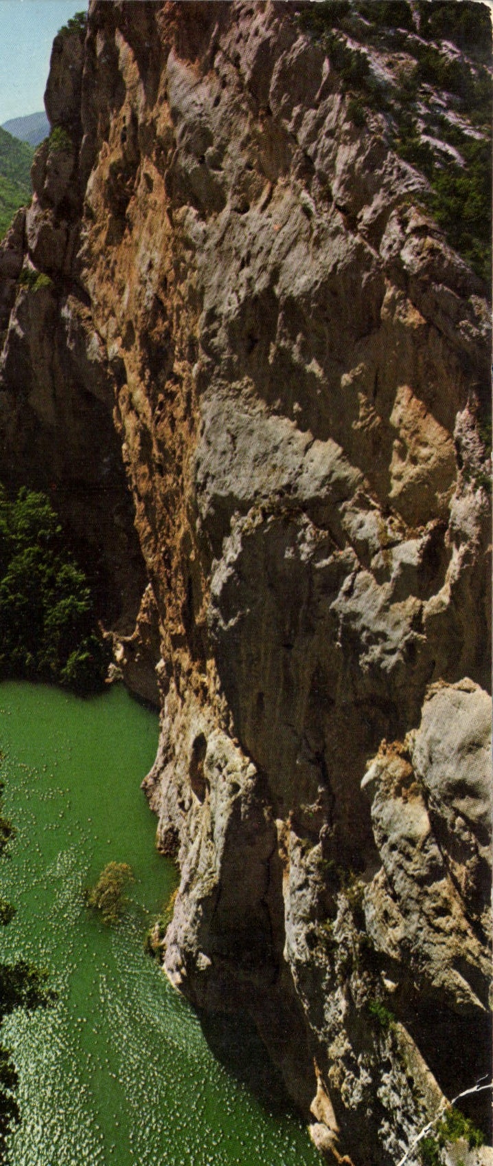 Les Gorges du Verdon — sortie du Grand Canyon vers le Lac de Sainte-Croix — Editions Photoguy - EA 115