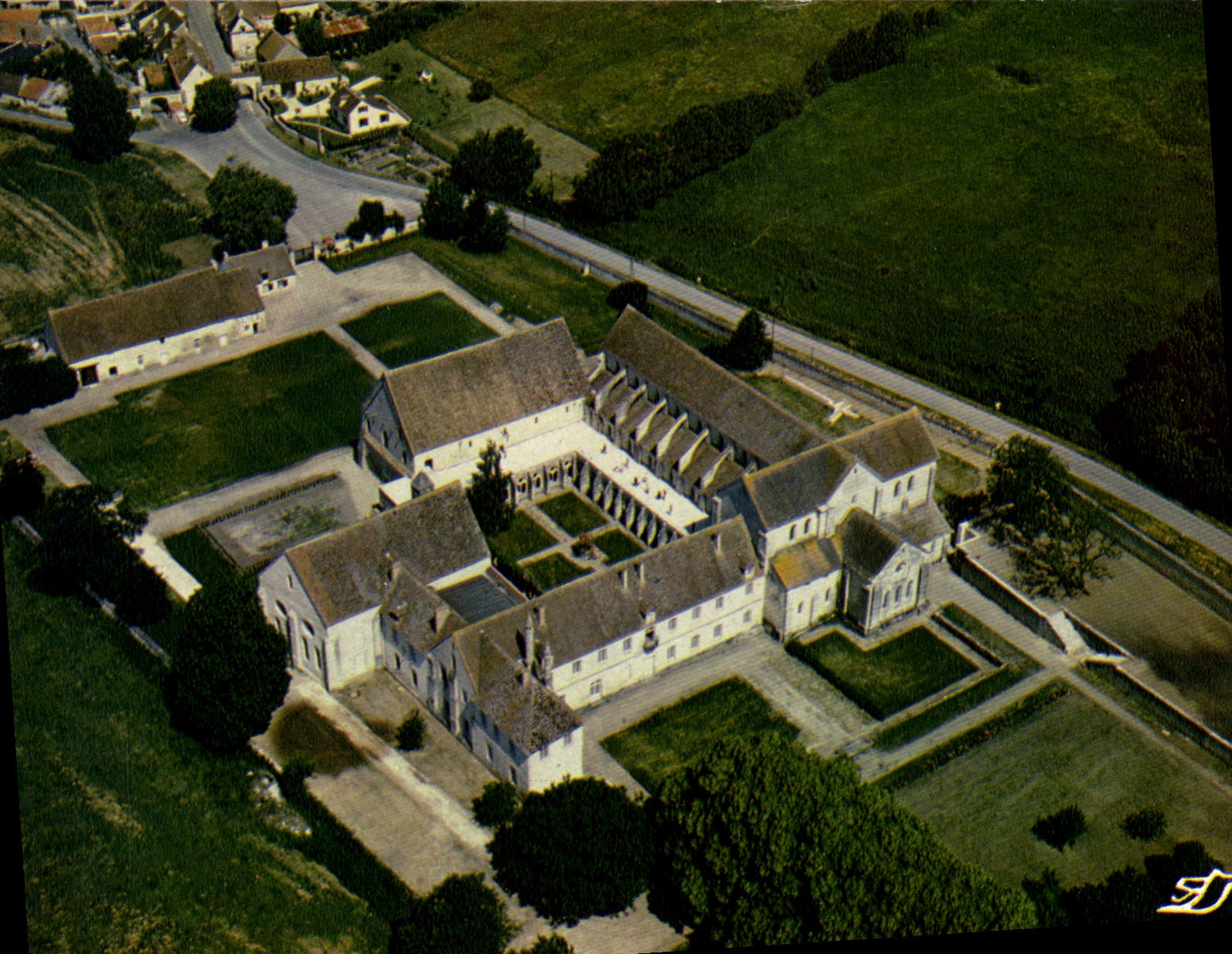 Abtei Noirlac — Circuit der Jacques Cœur Straße — Verlag Photo Flying Caméra