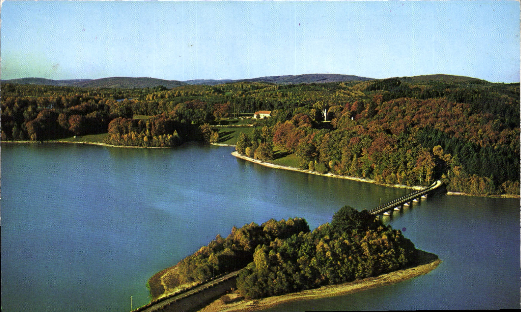 Lake Vassivière — Haute-Vienne — Images de France, n°19