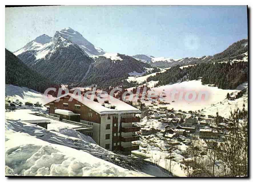 CPSM Morzine Haute Savoie Vue generale Pointe de Nyon Neige et soleil