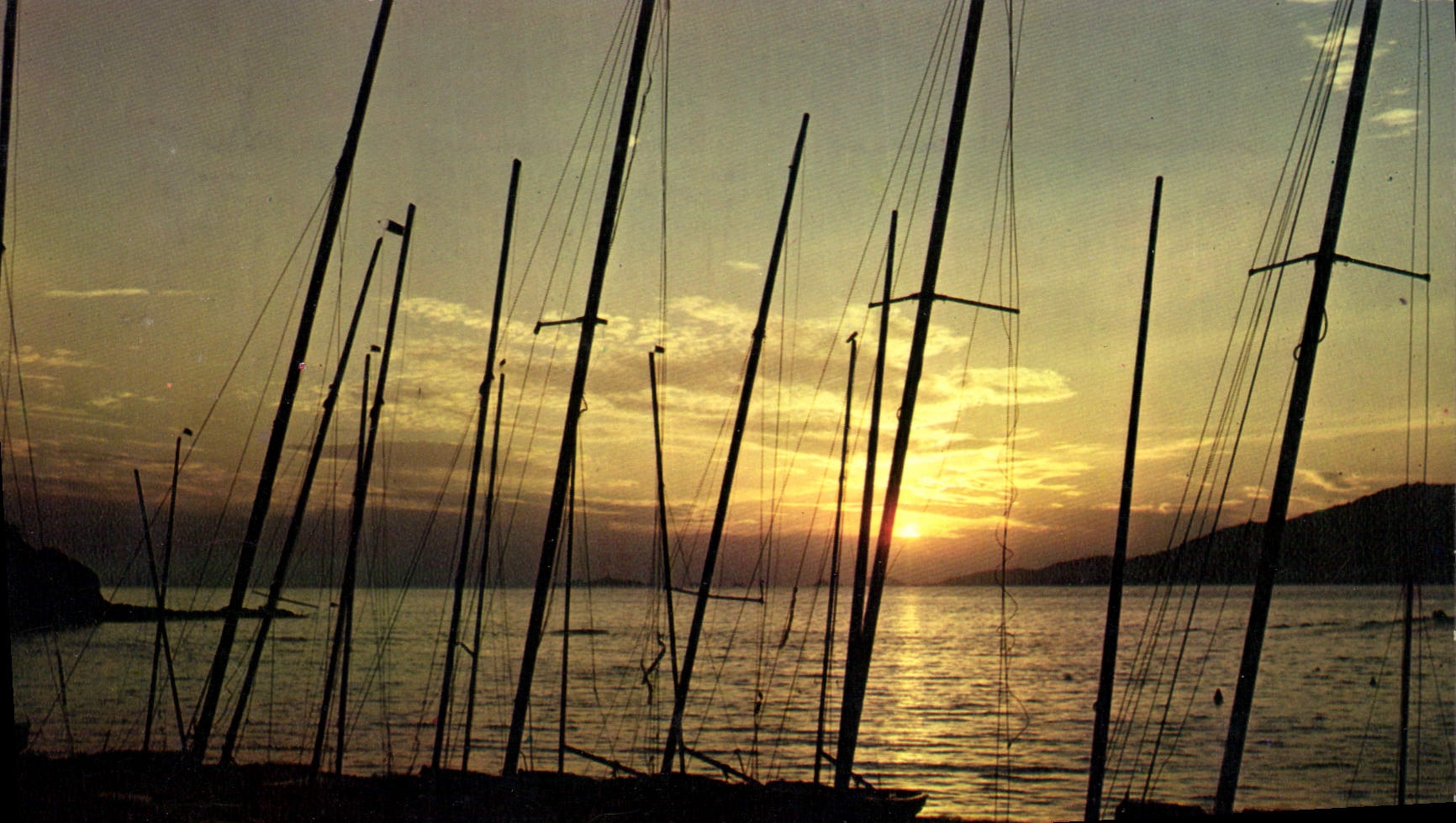 Tarjeta postal semimoderna Porticcio Corsica La Plage y el Atardecer