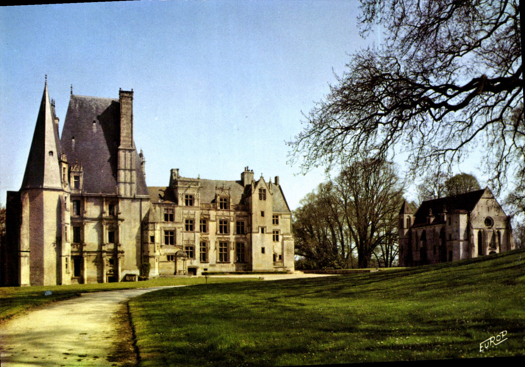 Le Château Renaissance et la Chapelle à La Vôginière (Calvados) — Édition de l'Europ