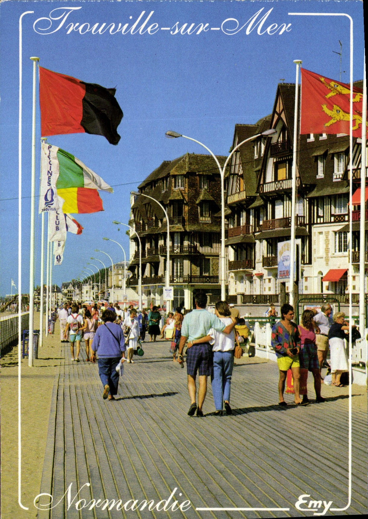 CPSM Trouville sur Mer Calvados les planches et les residences du Front de Mer 