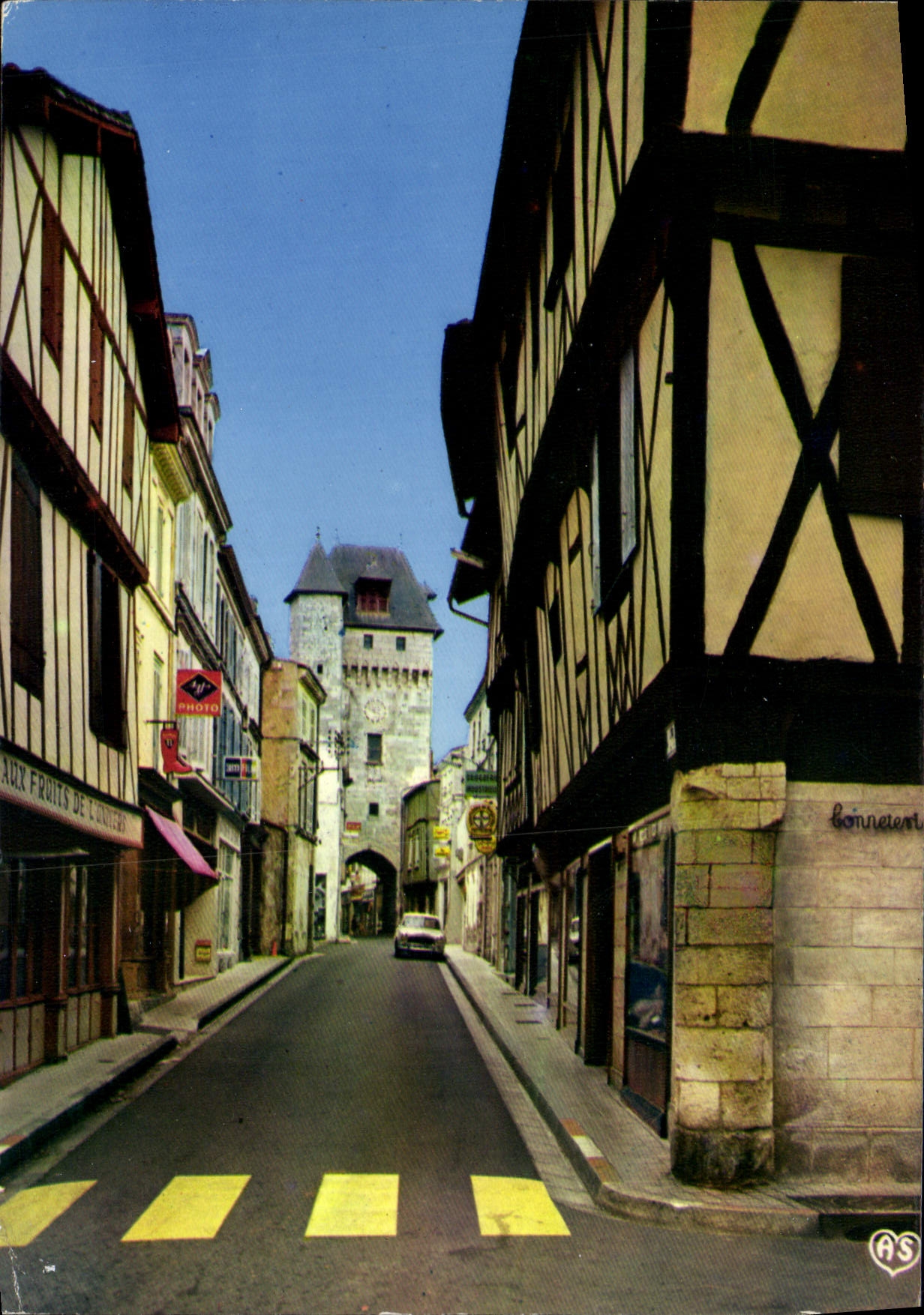 Saint-Jean-d'Angély — Turm der Uhr — Verlag AS