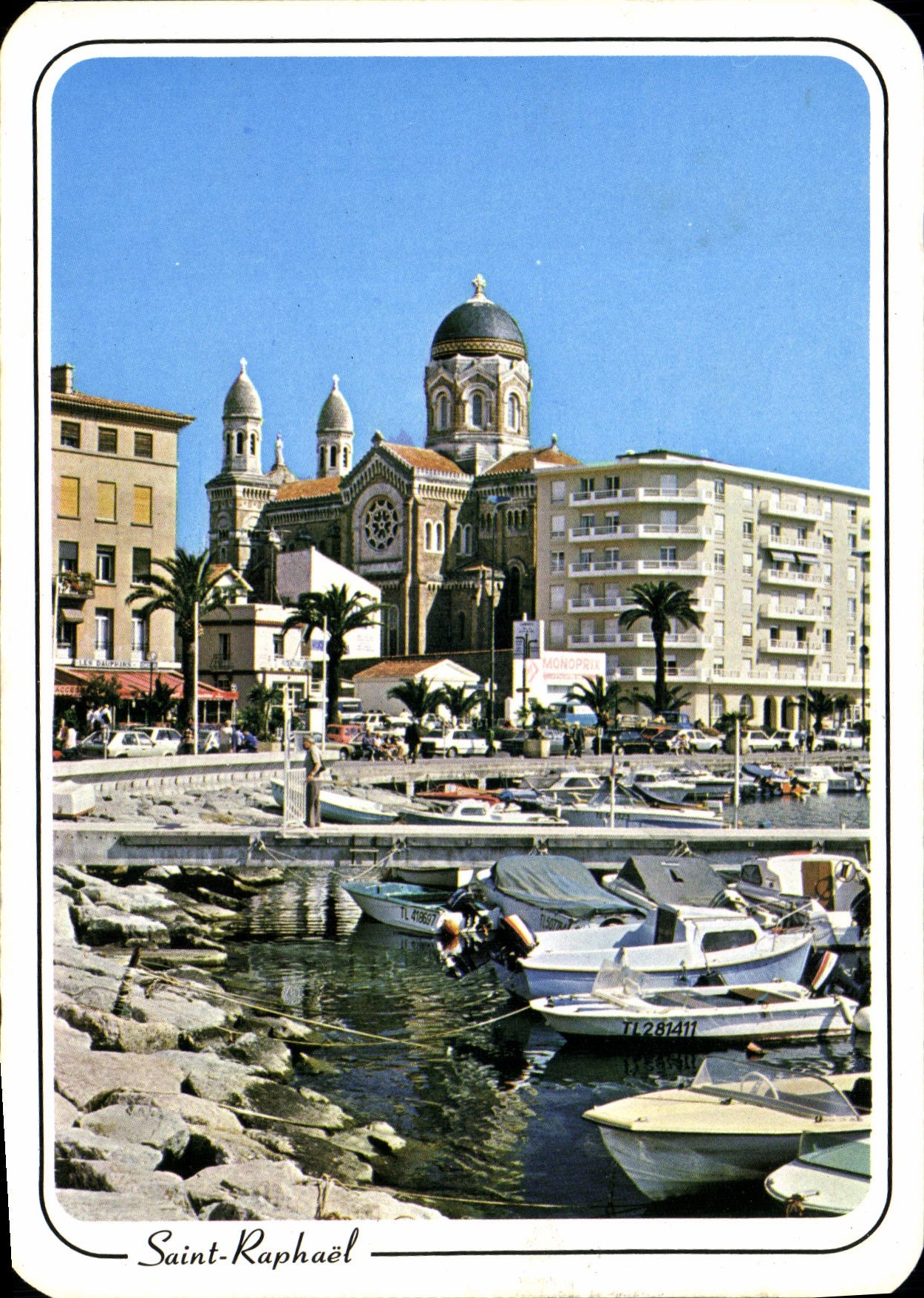 Saint-Raphaël — Cathédrale vue du Port — Photo G. Chassagne