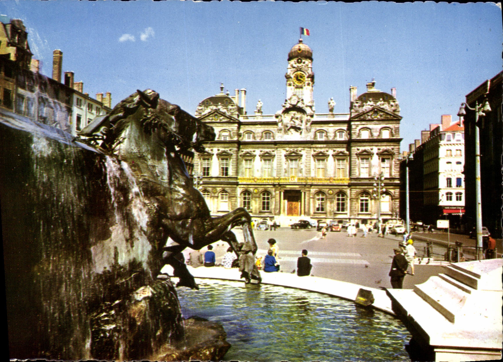 Lyon — Place des Terreaux et Hôtel de Ville — Édition Céleard, n° 355