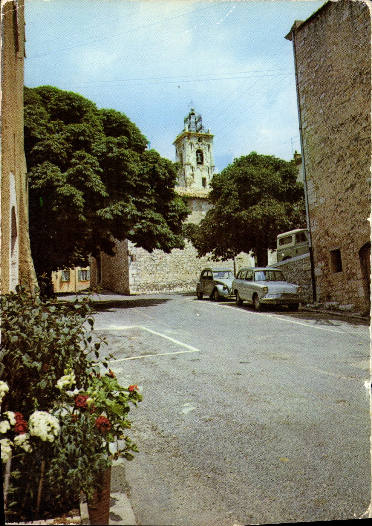 CPSM Saint Vallier de Thiey station estivale l'eglise 