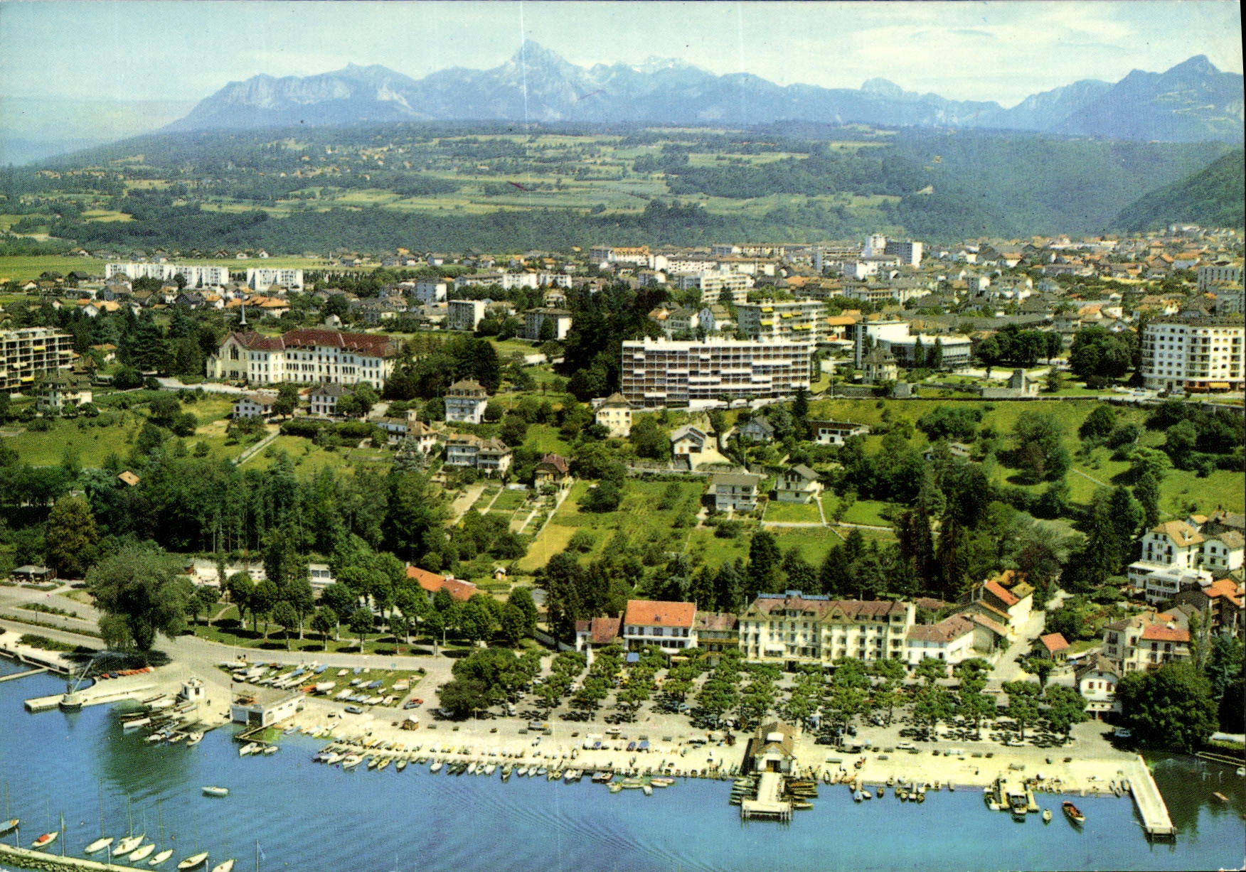 Thonon-les-Bains — Le Port et le Massif de la Dent d'Oche (2225 m) — Éditions de Cellard, n° E 11044