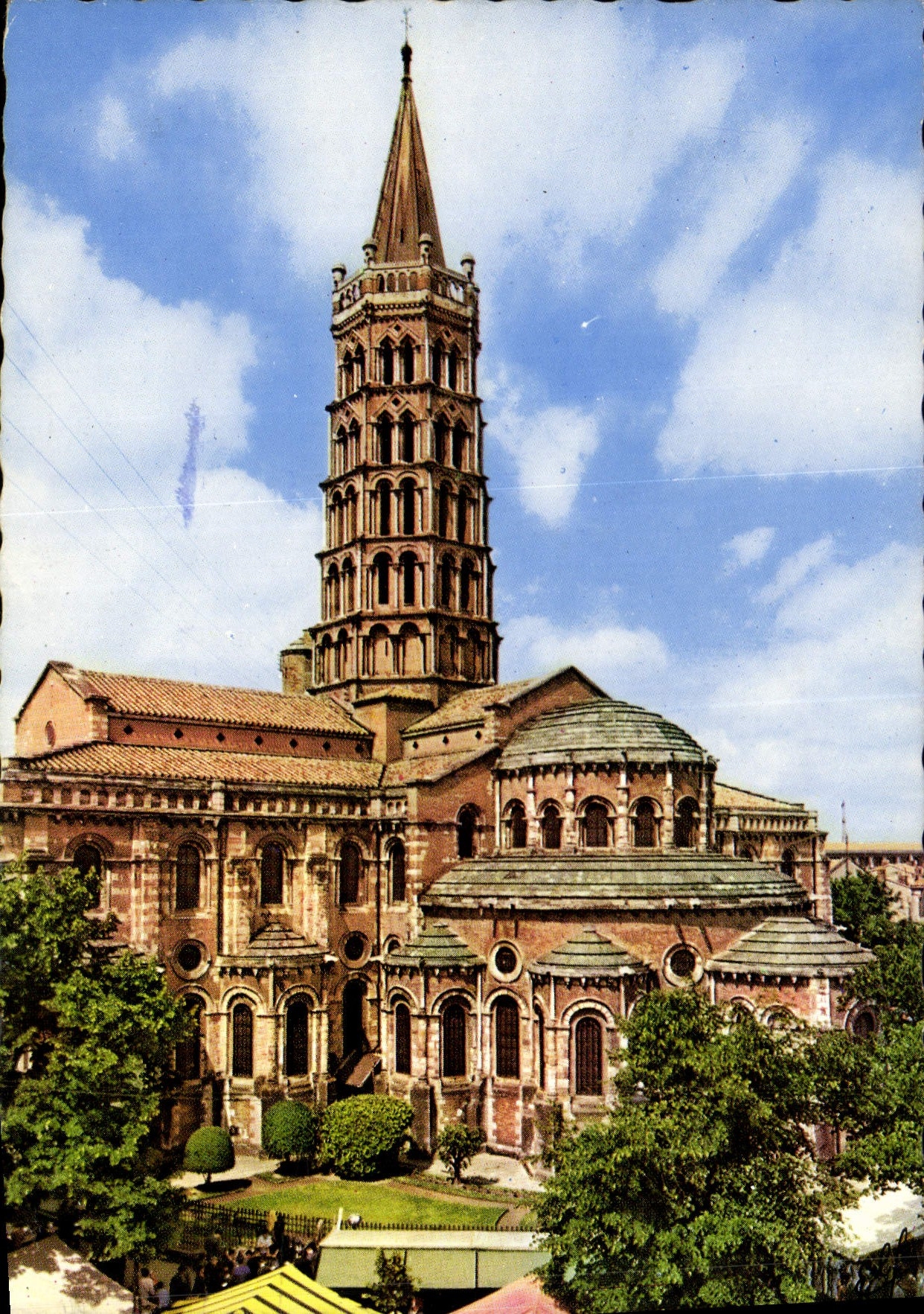 CPSM Toulouse la ville Rose cite des Violettes abside de la Basilique Saint Sernin XI et XII siecle