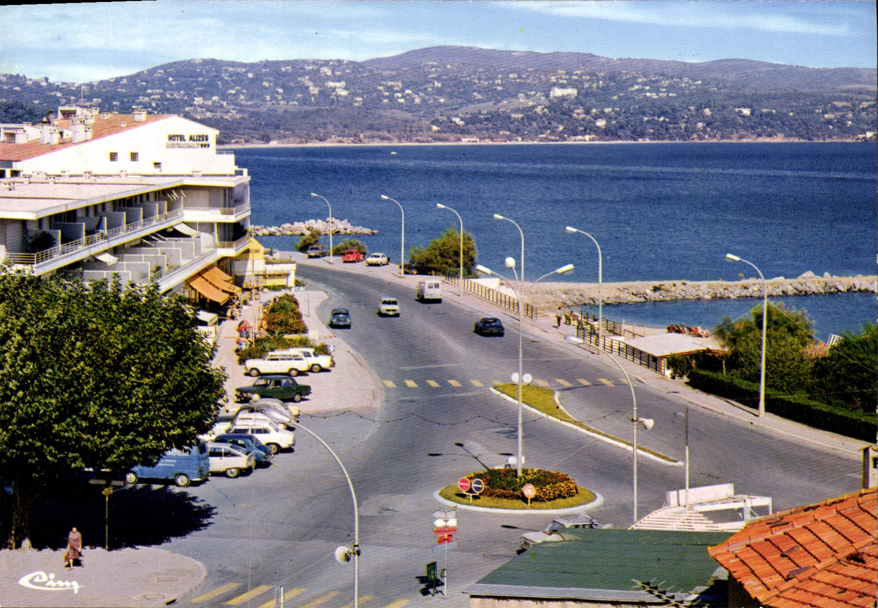 Côte d'Azur — Cavalaire-sur-Mer — Hotel Alizés — Imprimeur CIMCROME