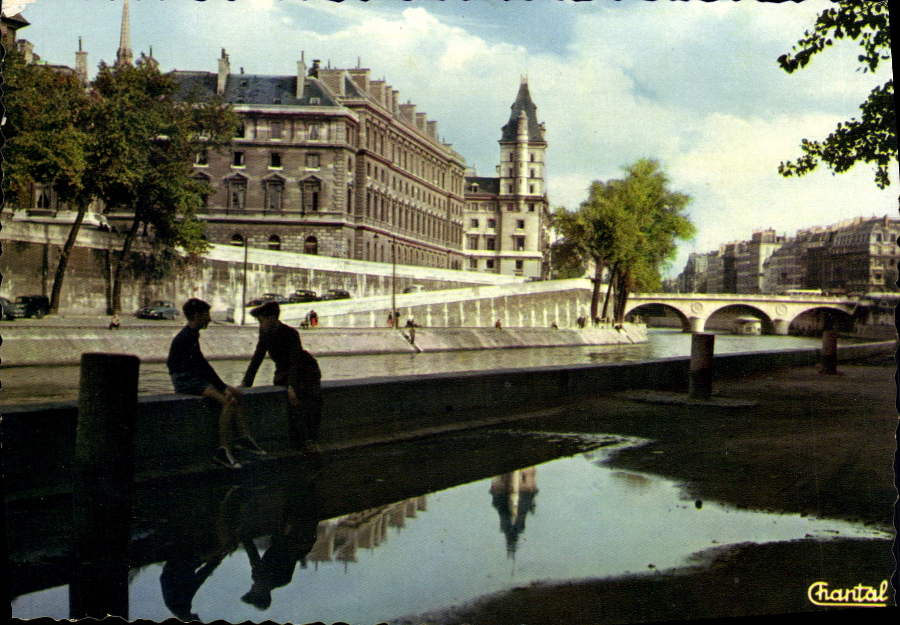 Paris - Pont Saint-Michel — vue du quai des Orfèvres — éditeur Fiantal, n°12