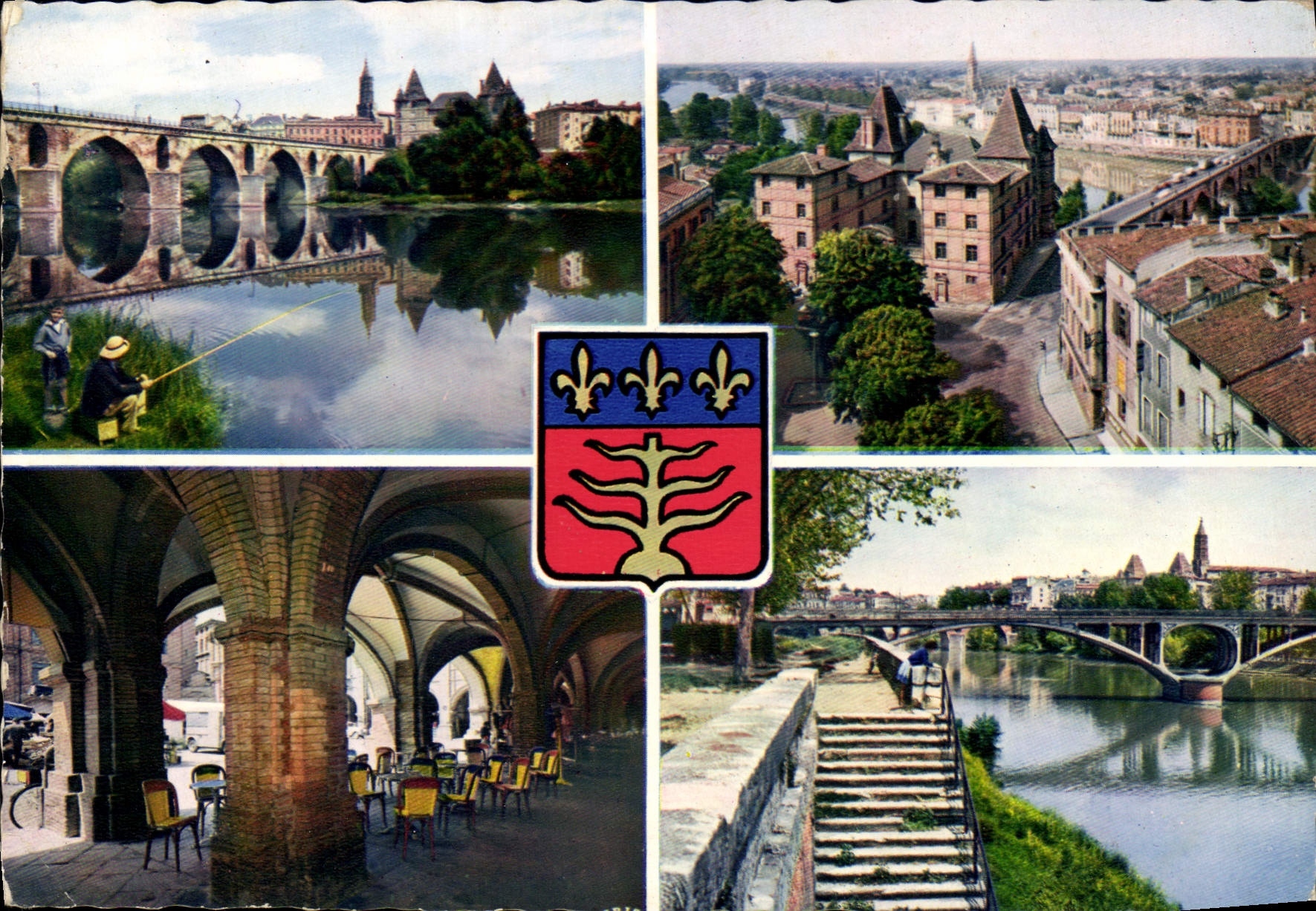 CPSM Montauban Tarn et Garonne le vieux pont 14 siecle Panorama sur le Tarn les Arcades 17 siecle le