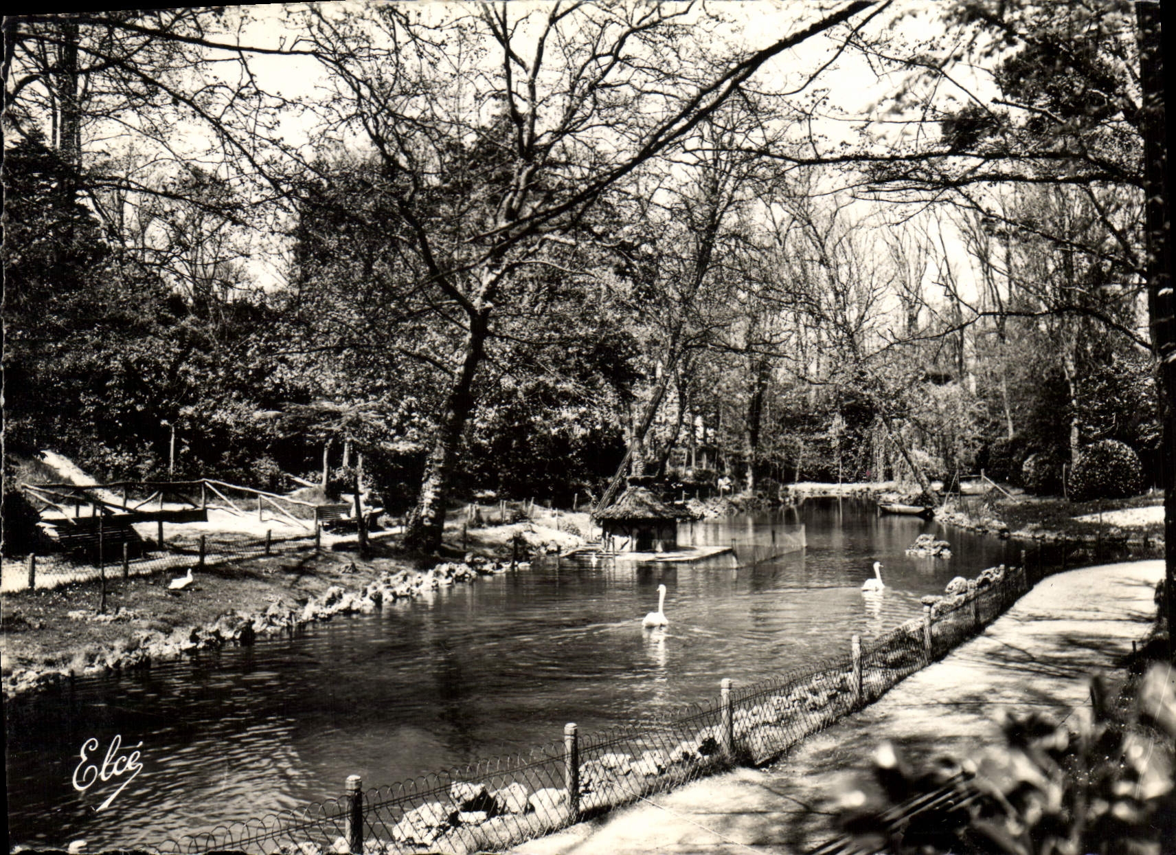 CPSM La Rochelle Ch Mar la Riviere dans les Parcs 