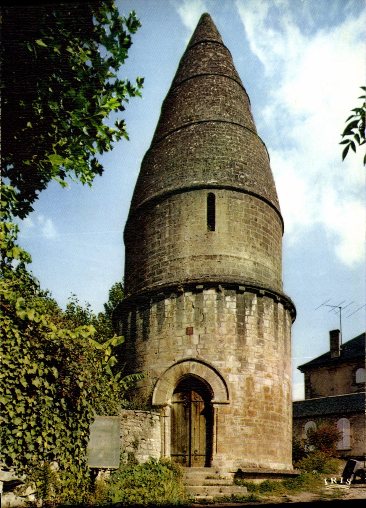 Sarlat (Dordogne) — Die Lanterne der Toten, 12. Jahrhundert — Éditions Diplomont, Serie A 4
