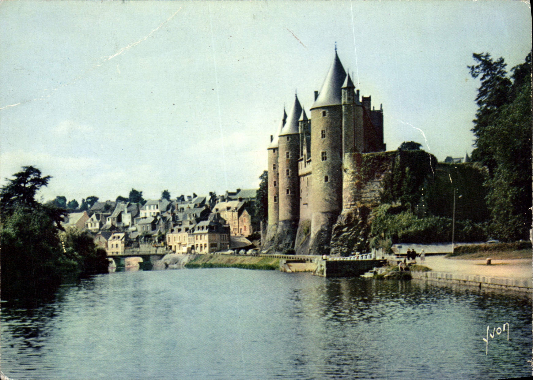 Josselin (Morbihan) — Le château et la partie basse de la ville — Éditions d'Art YVON