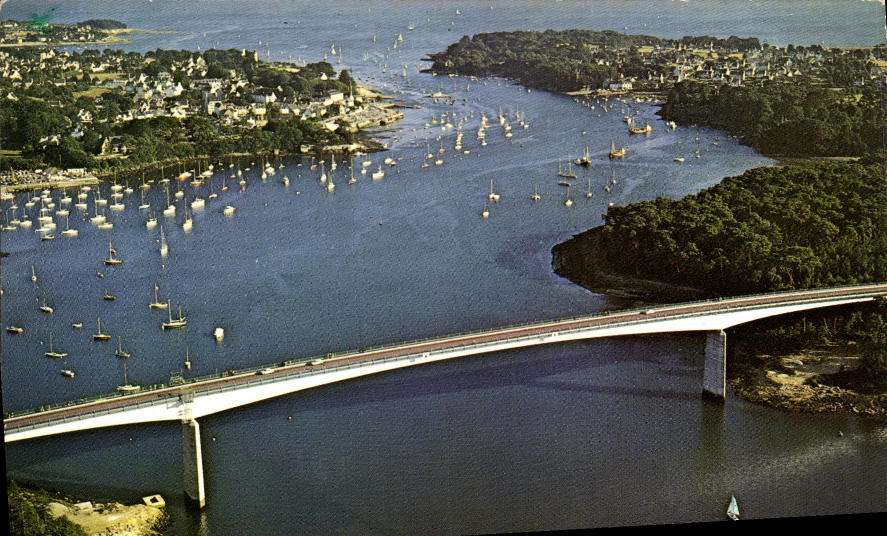 CPSM La Bretagne Pittoresque Entre Benodet et Ste Marine au dessus de l'Odet 
