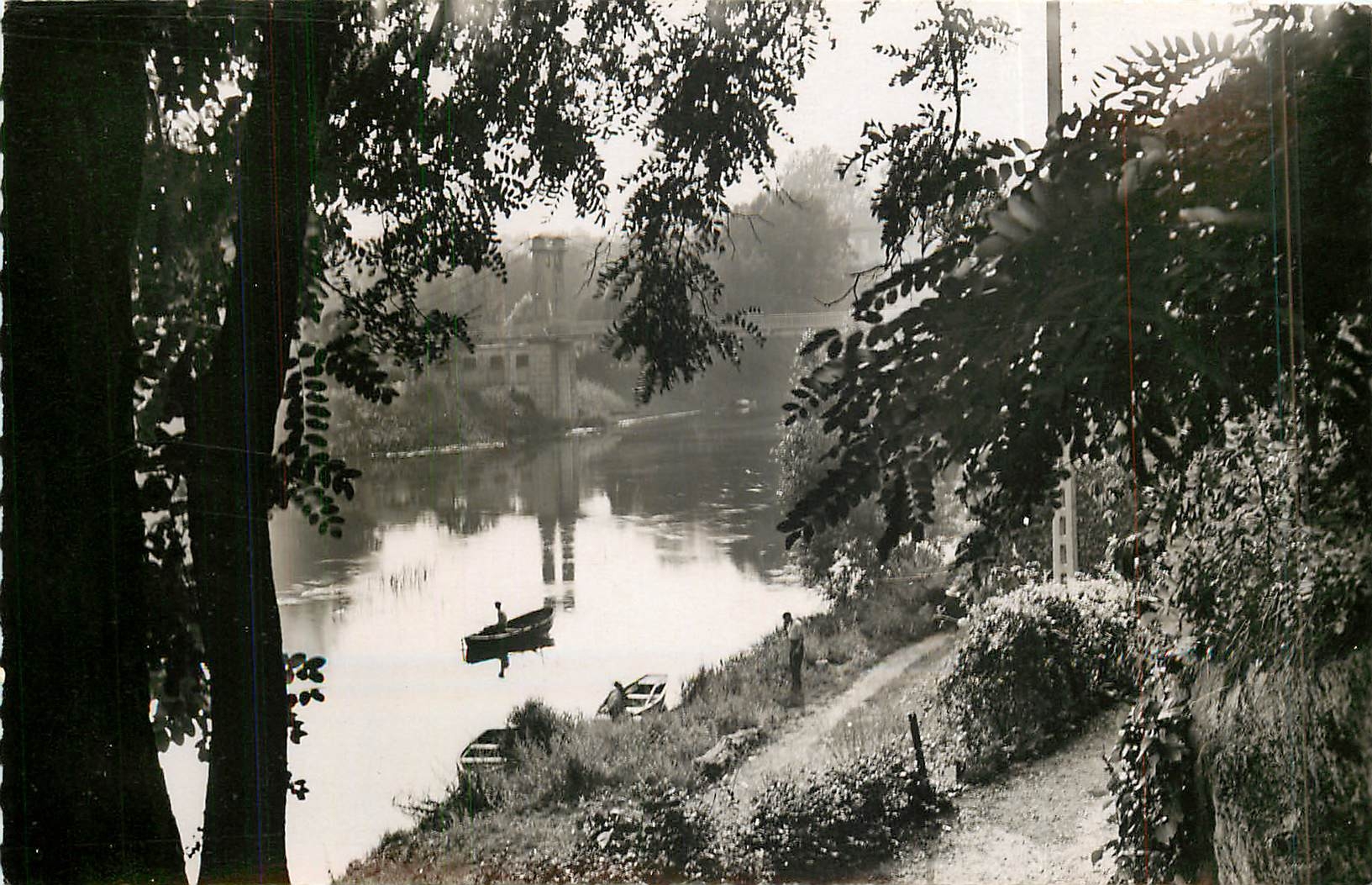Charleville - La Passerelle vue du Mont Olympe — Éditions Véritable, Paris
