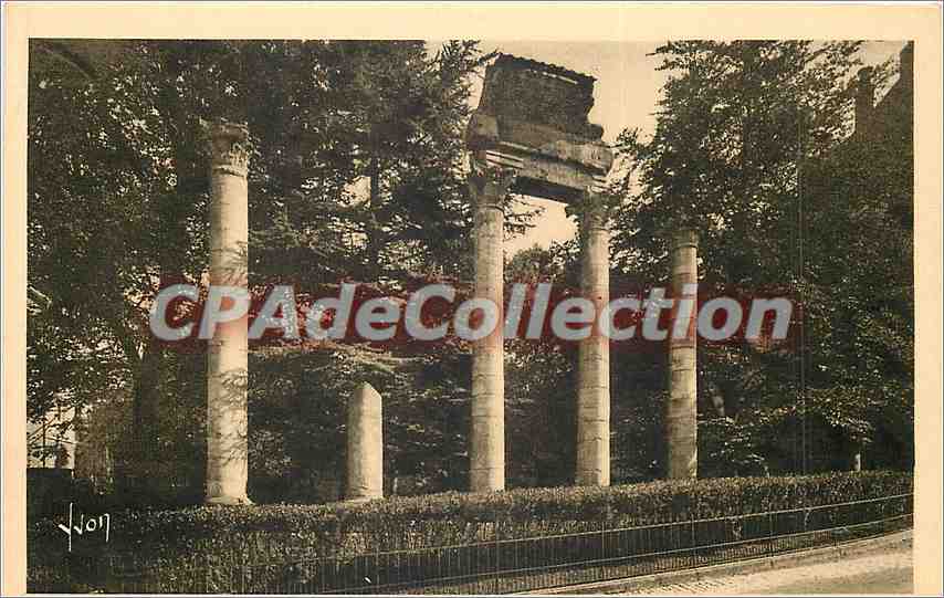 Besançon (Doubs) — Square Castan, ruines du théâtre romain — Les Éditions d'Art Yvon, Paris