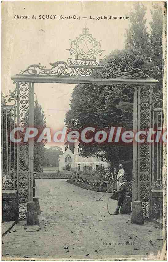 CPA Chateau de Soucy (S et O) la grille d'honneur