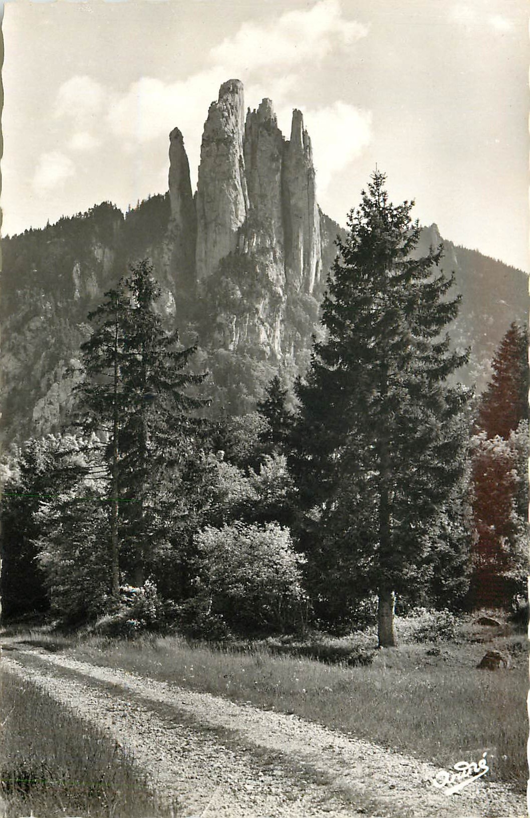 Les Trois Pucelles — Route de Grenoble à Villard-de-Lans — Éditions Grenoble