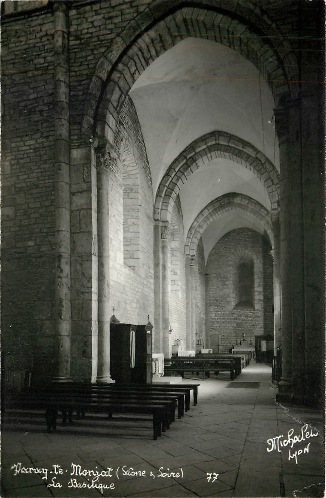 CPA Paray le Monial (Saone et Loire) la Basilique
