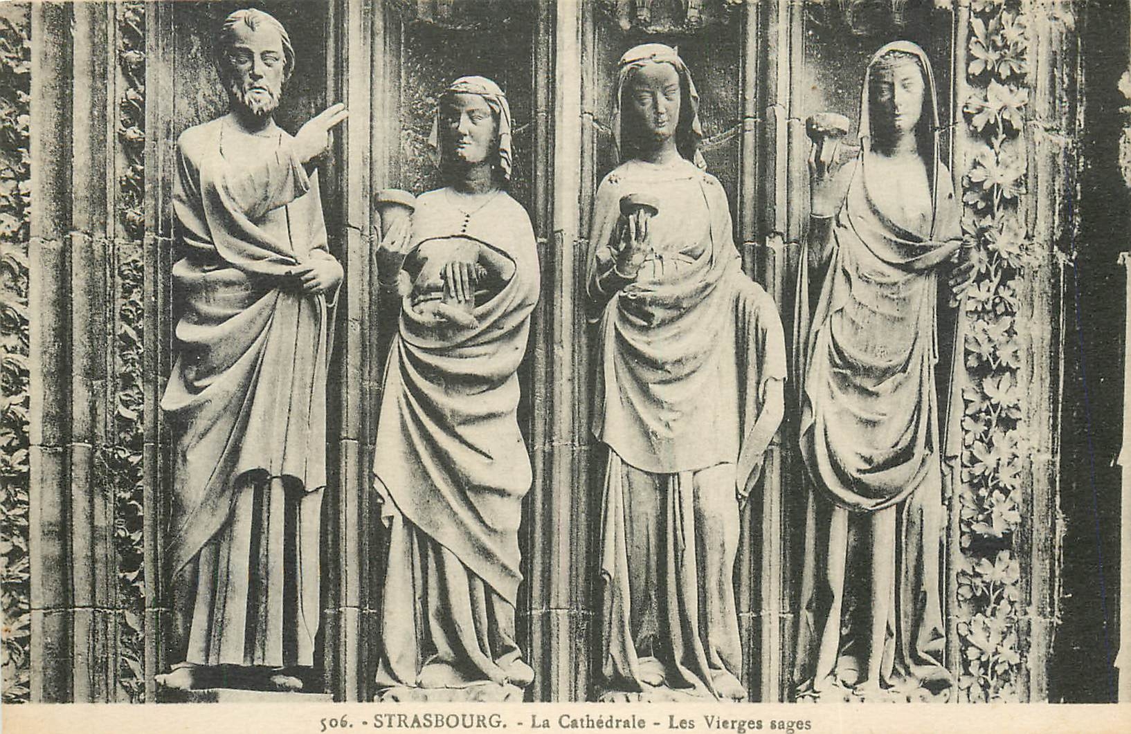 CPA Strasbourg La Cathedrale les Vierges sages