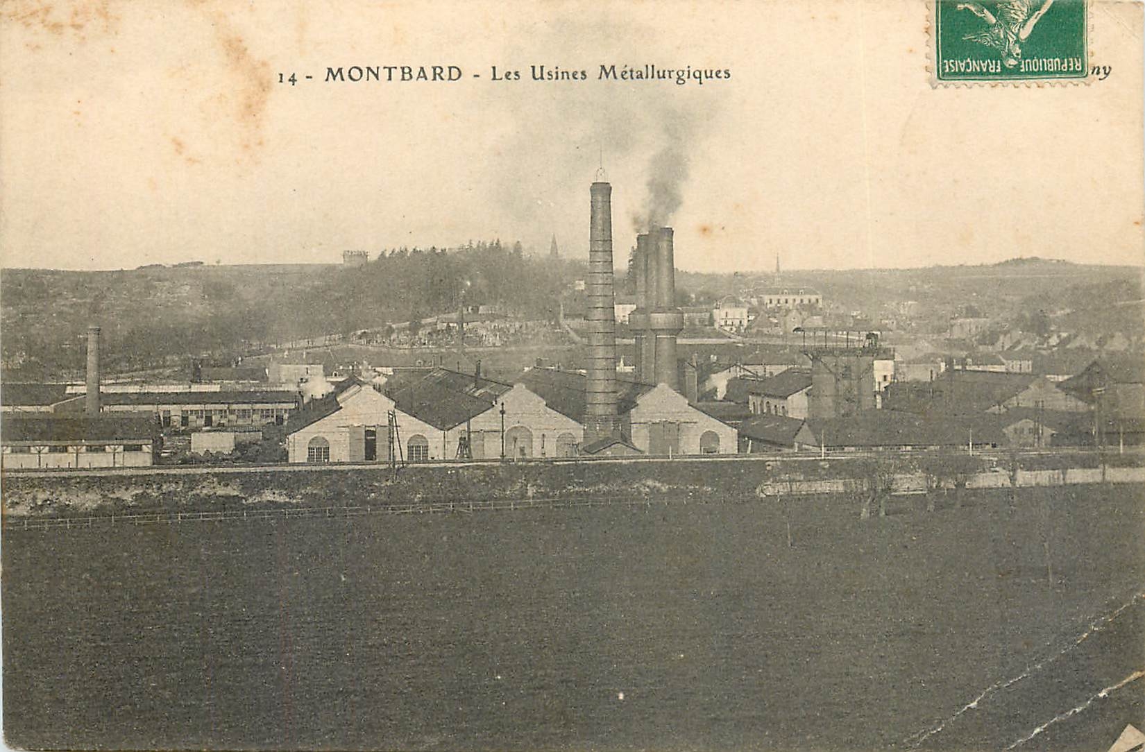CPA Montbard Les Usines Metallirgiques