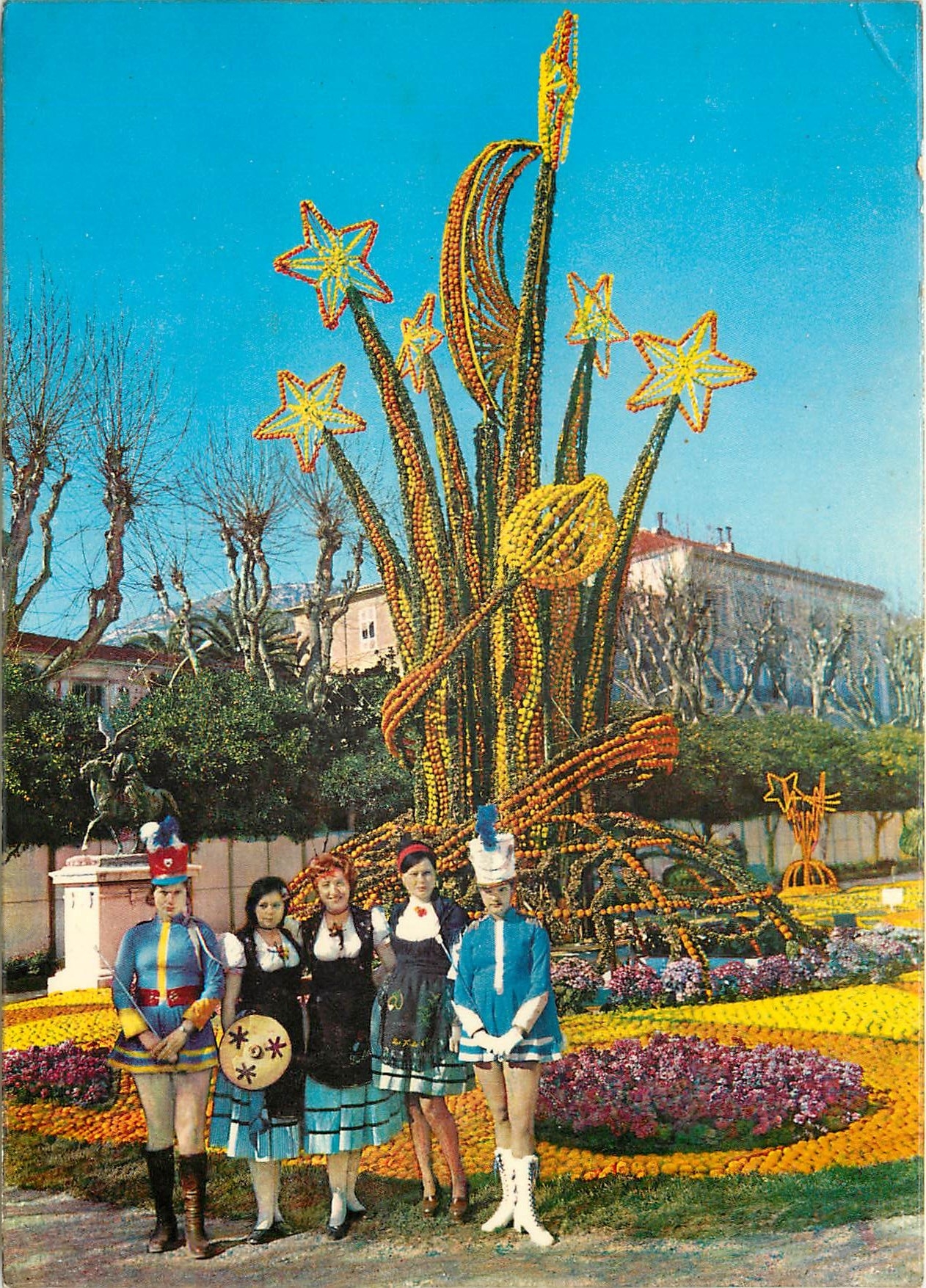 CPSM Menton Fetes du Citron Les grands jardins Boves decores