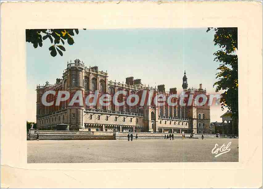 CPSM Le Chateau de St Germain Facade sur les Parterres au fond l'Eglise