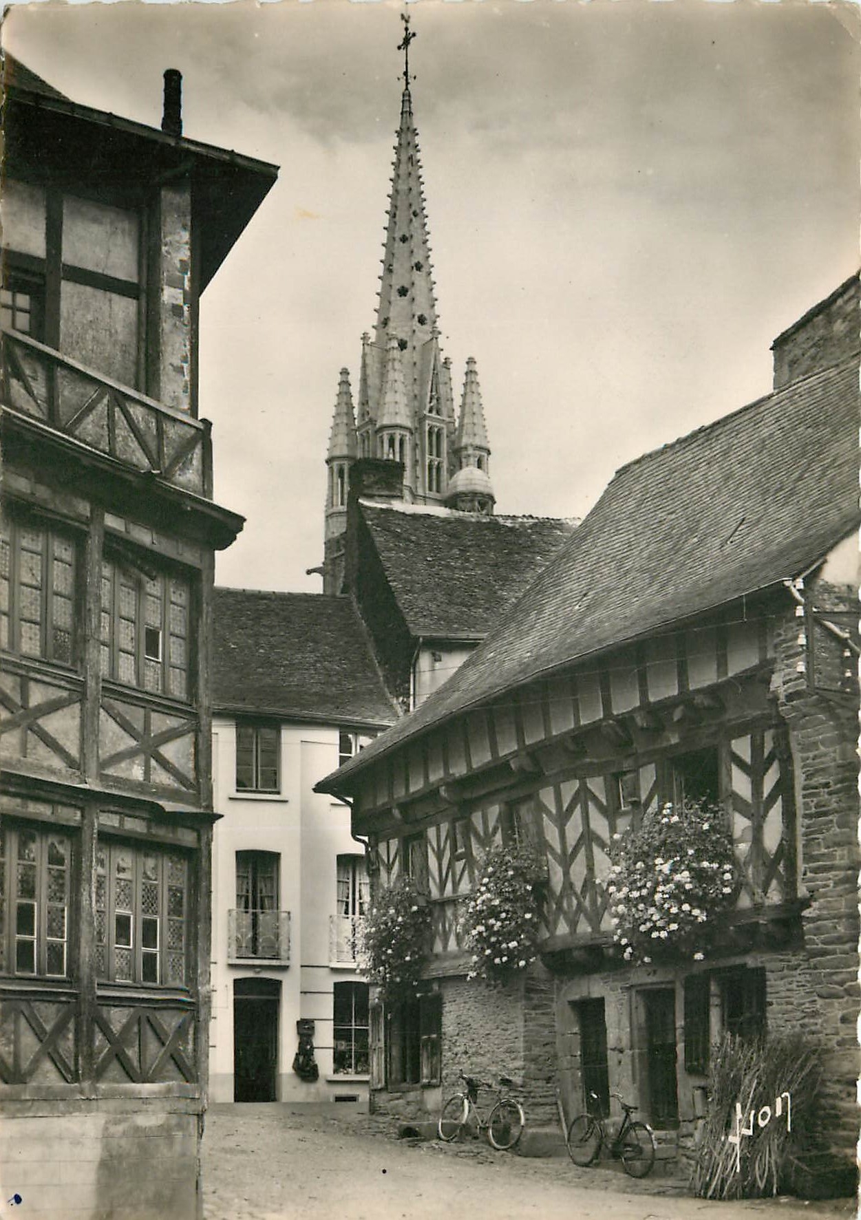 Vieilles maisons du XVème siècle — Josselin (Morbihan) — Éditions d'Art Martel, Paris