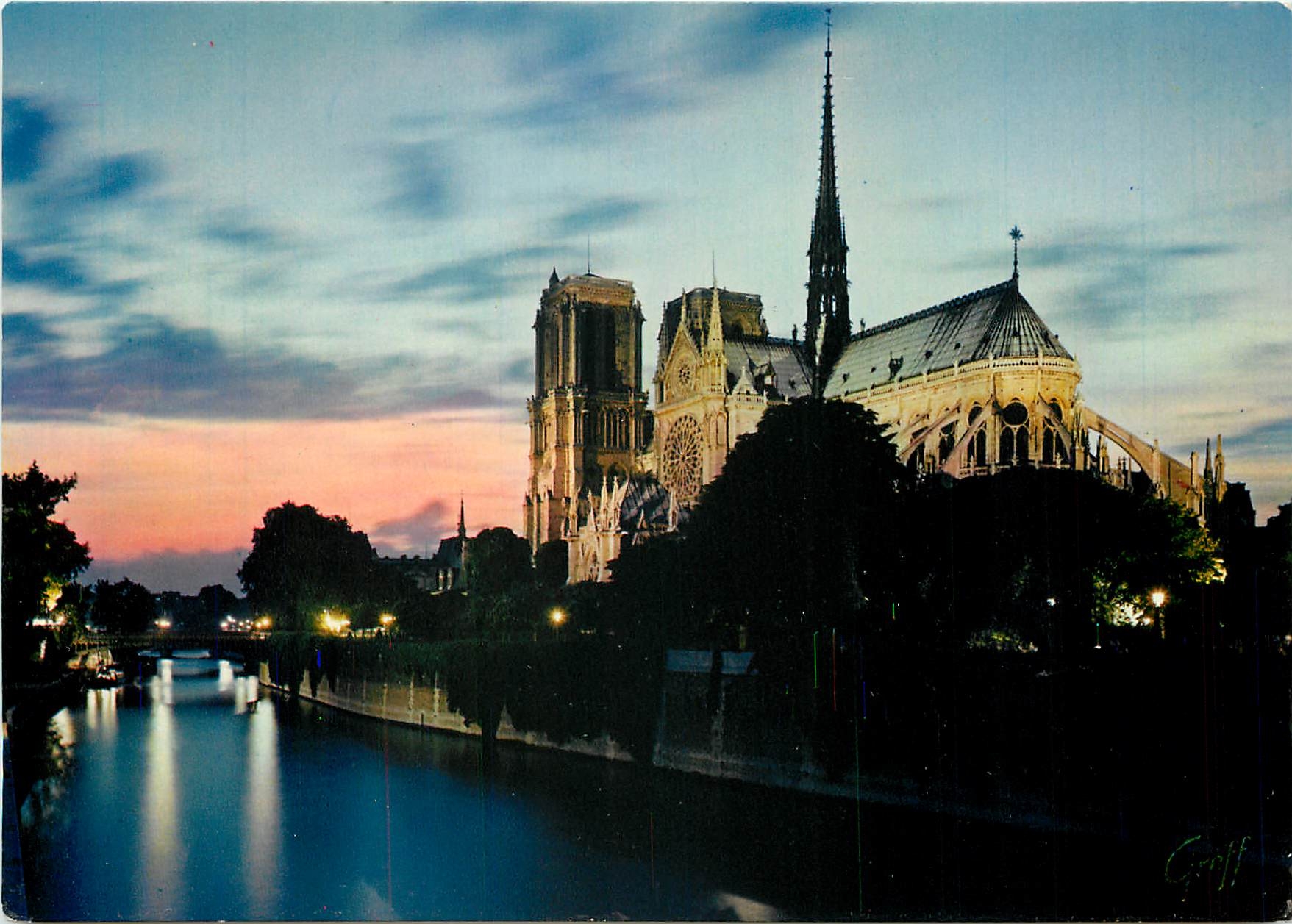 Paris - Notre-Dame — vue crépusculaire — Éditions CHANTAL, 74, rue des Archives, Paris
